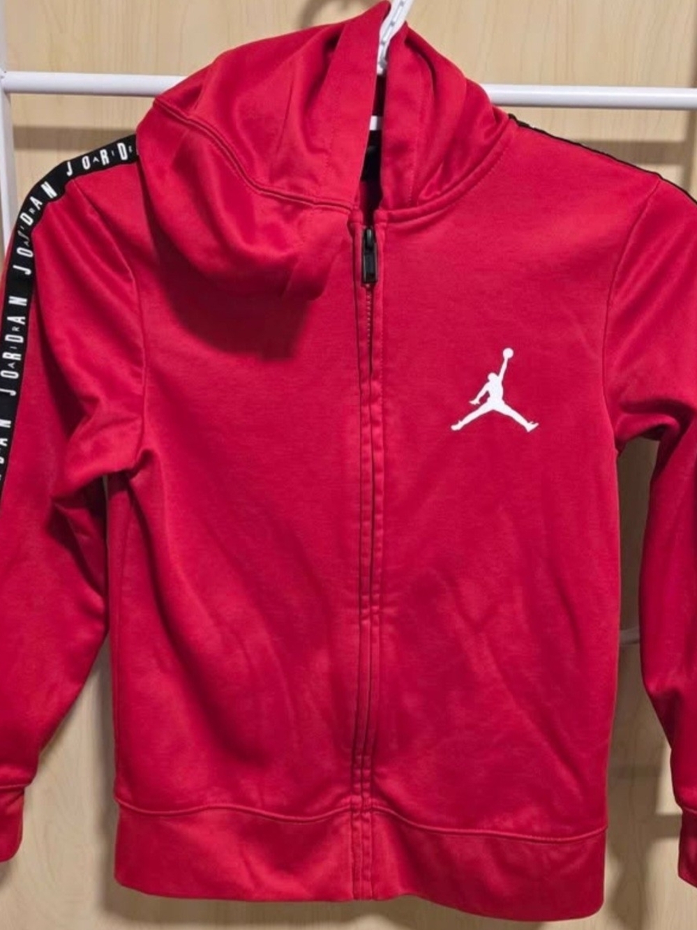 Jordan Boys Red & Black Full-Zip Jacket Size Medium